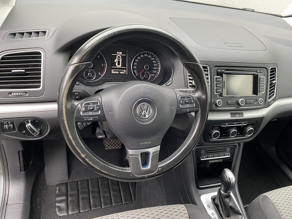 Volkswagen Sharan 2.0TDi 