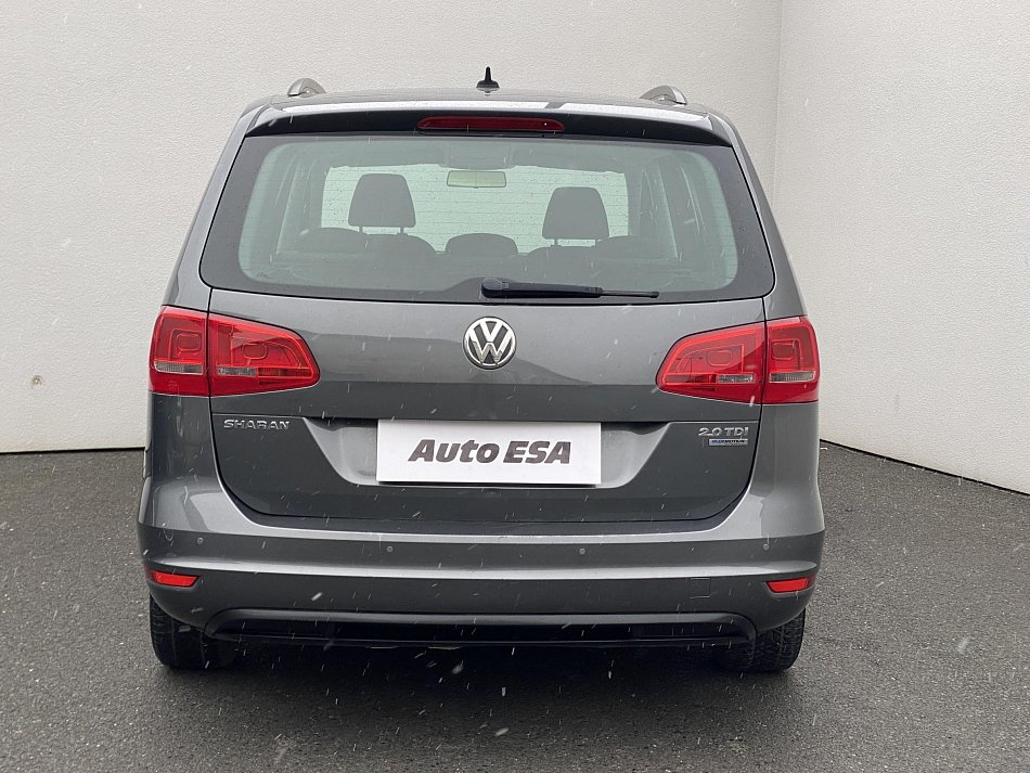 Volkswagen Sharan 2.0TDi 