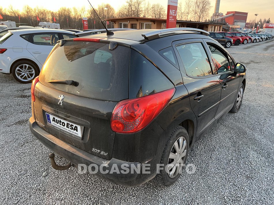 Peugeot 207 1.6i 