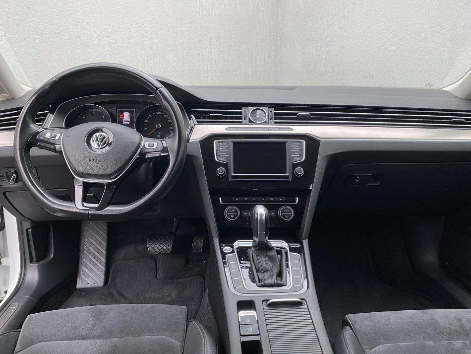 Volkswagen Passat 2.0 TDi 