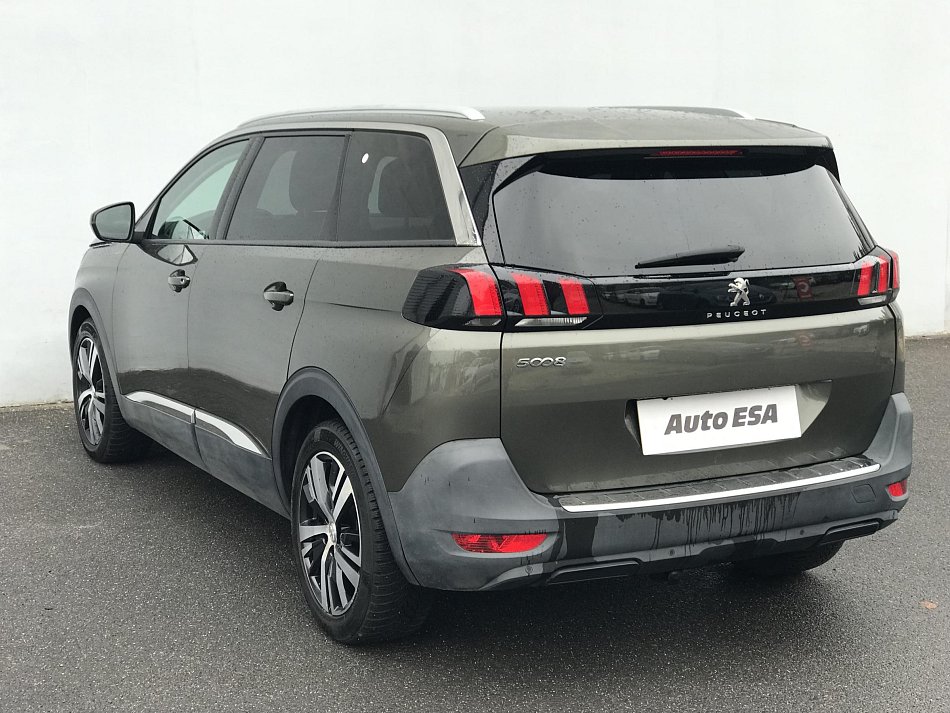 Peugeot 5008 1.2PT Allure