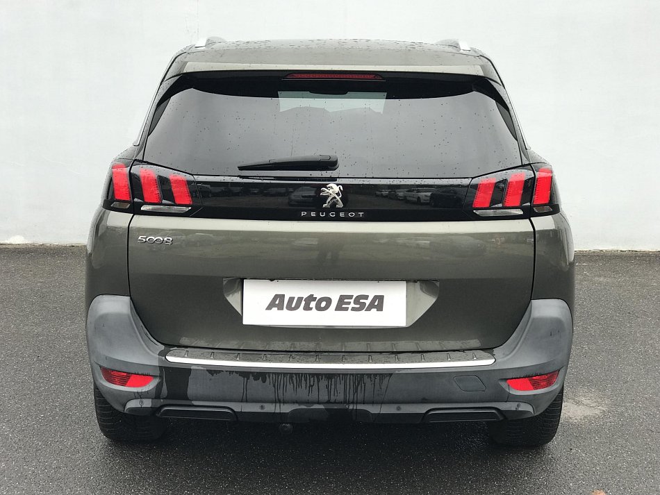 Peugeot 5008 1.2PT Allure