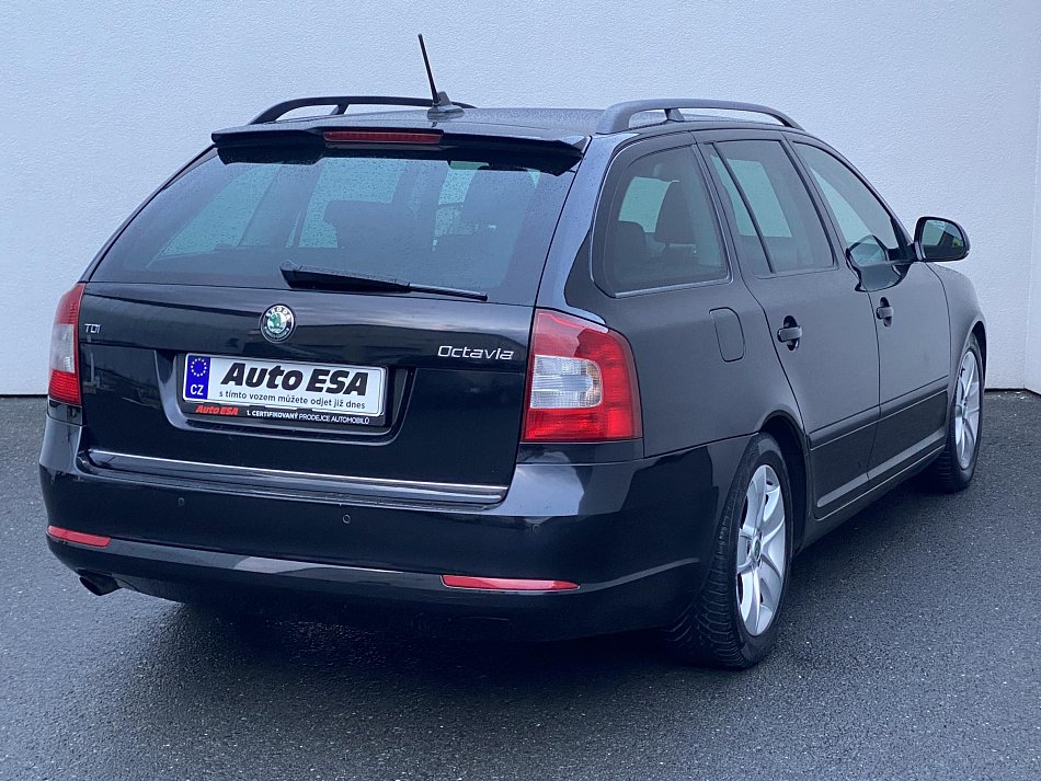 Škoda Octavia II 2.0 TDi Ambition