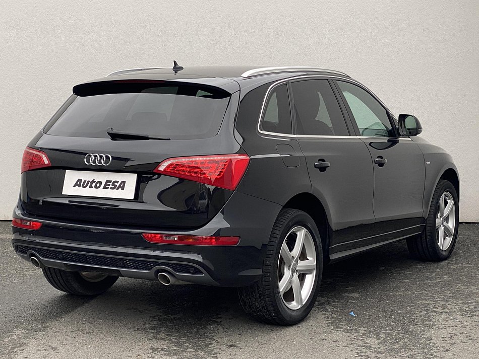 Audi Q5 3.0 TDi S-line quattro