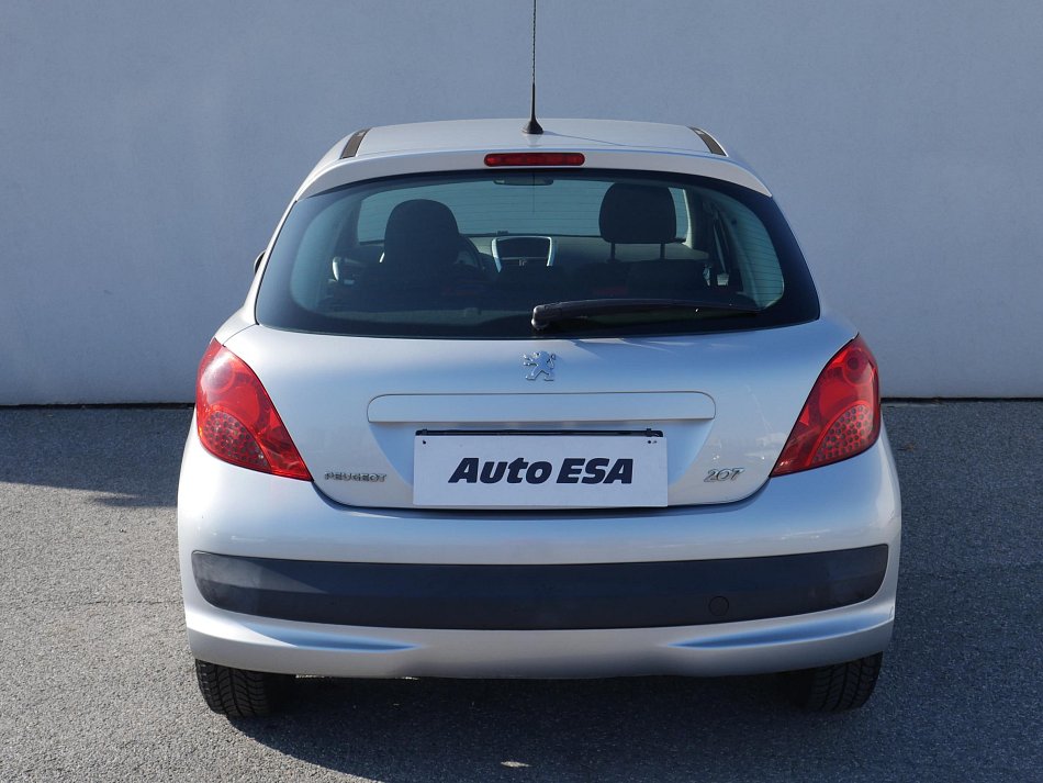 Peugeot 207 1.4i 