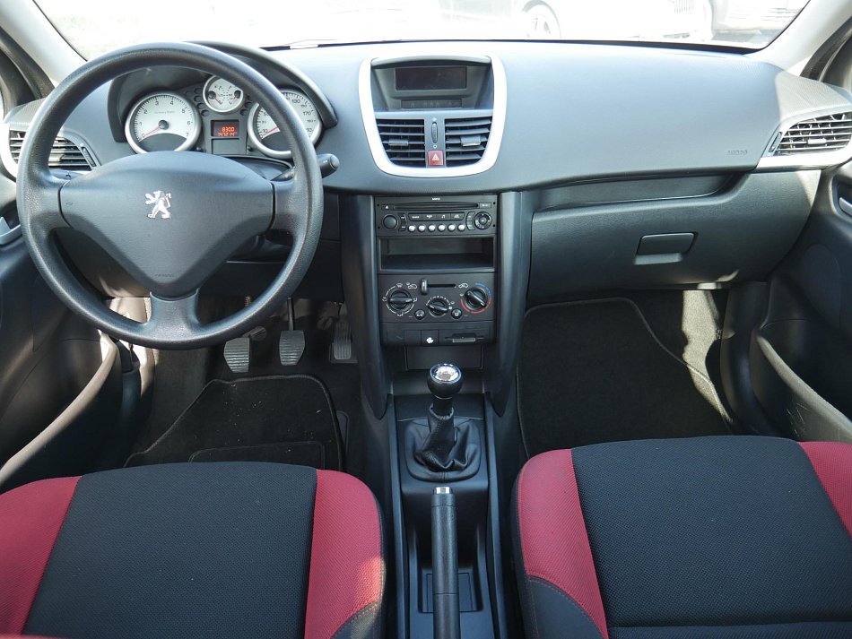 Peugeot 207 1.4i 