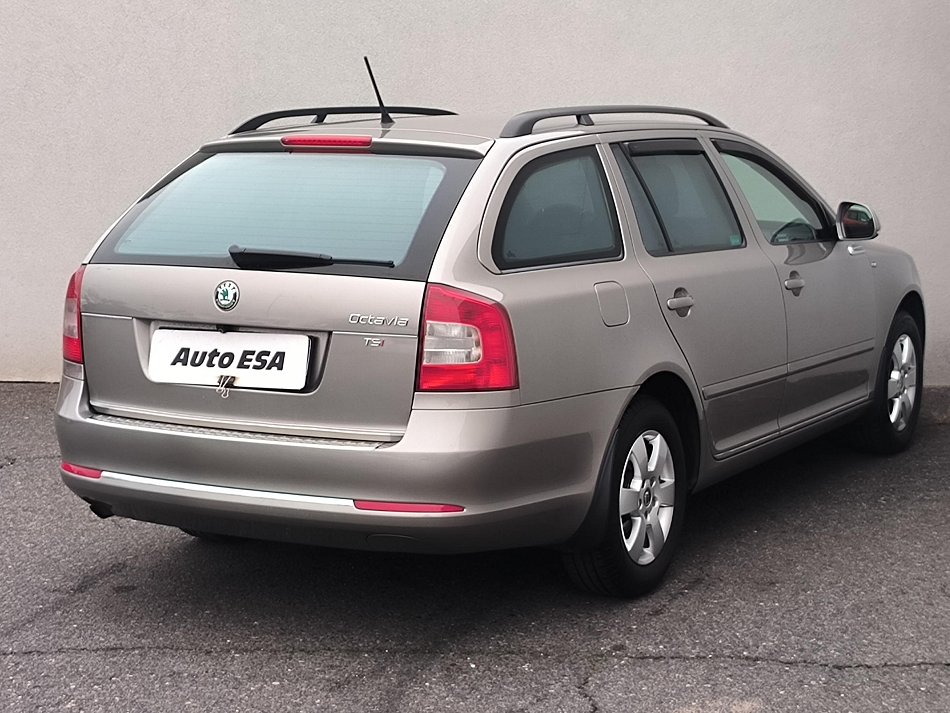 Škoda Octavia II 1.2 TSi Ambiente