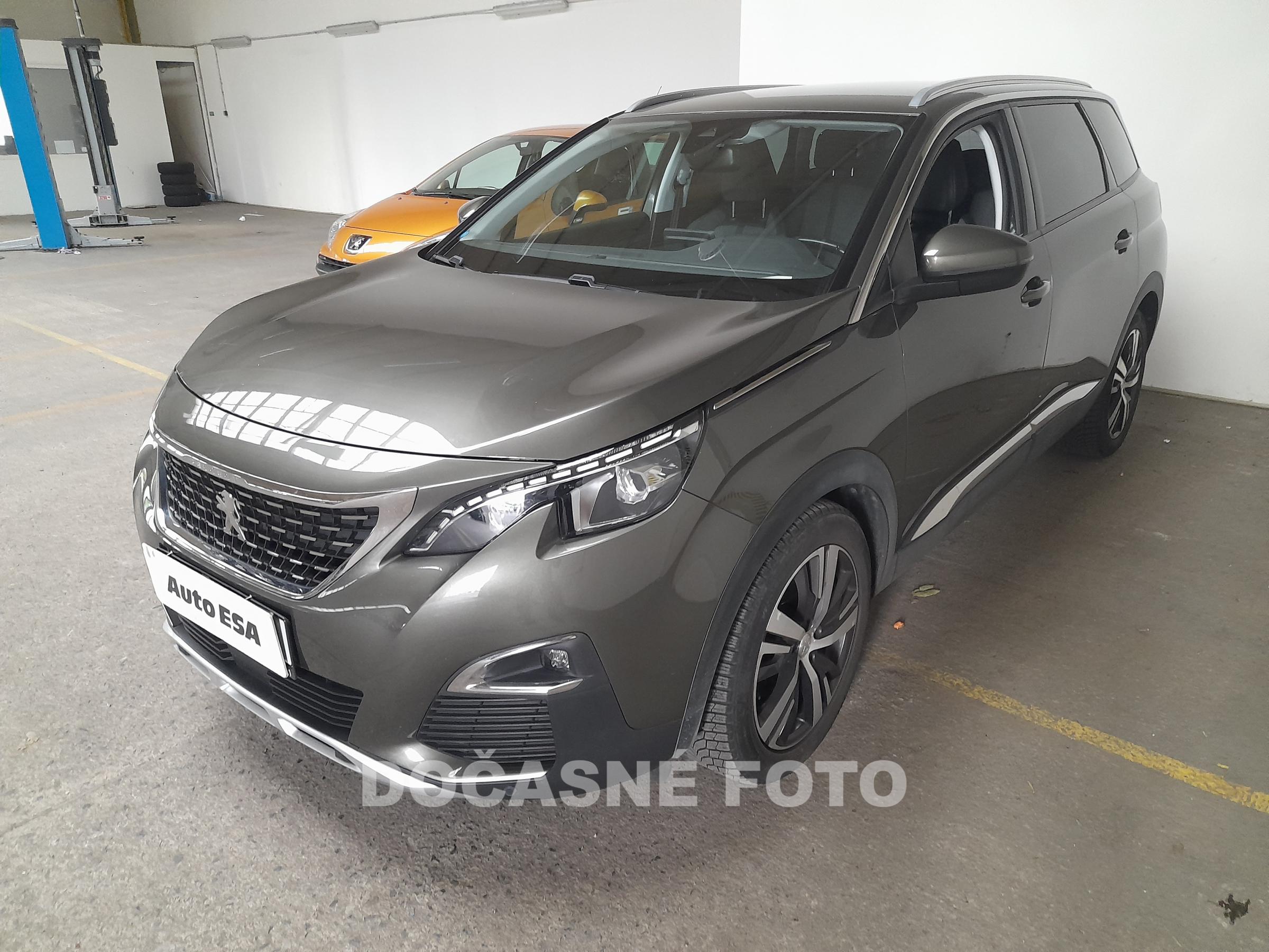 Peugeot 5008, 2019