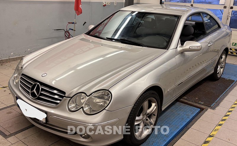 Mercedes-Benz CLK 2.6  240