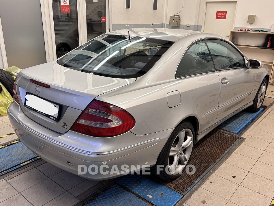 Mercedes-Benz CLK 2.6  240