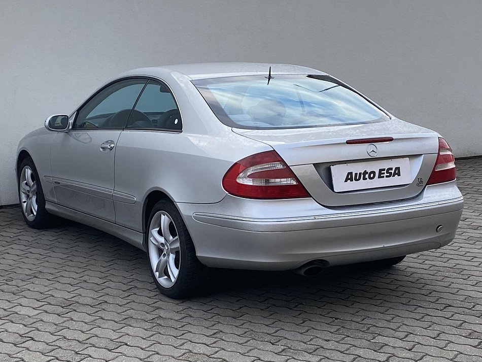 Mercedes-Benz CLK 2.6  240