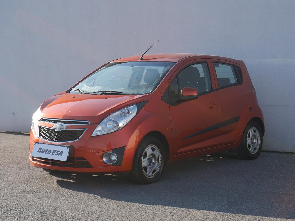 Chevrolet Spark 1.0i 