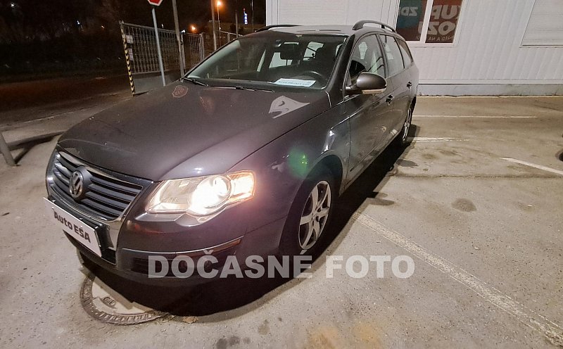 Volkswagen Passat 1.6i Trendline