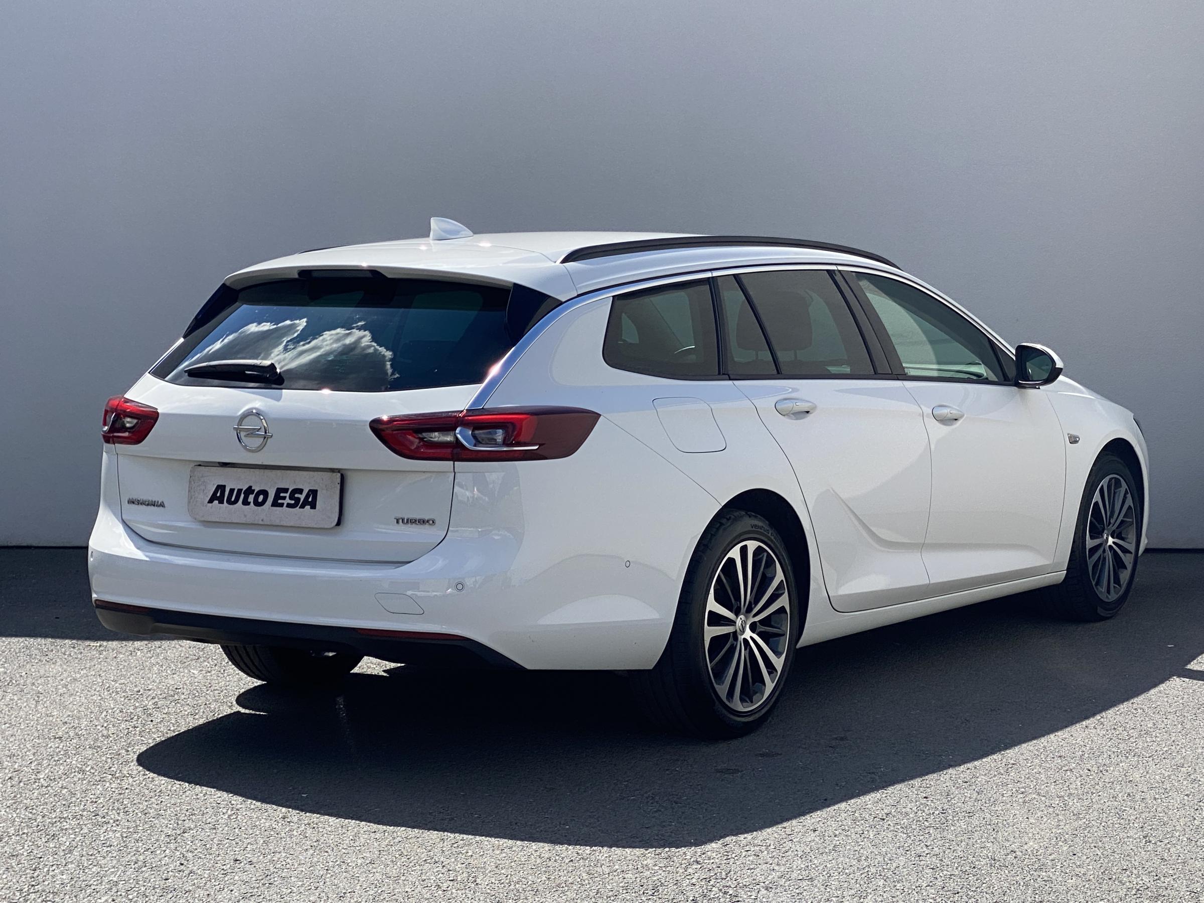Opel Insignia, 2018 - pohled č. 4