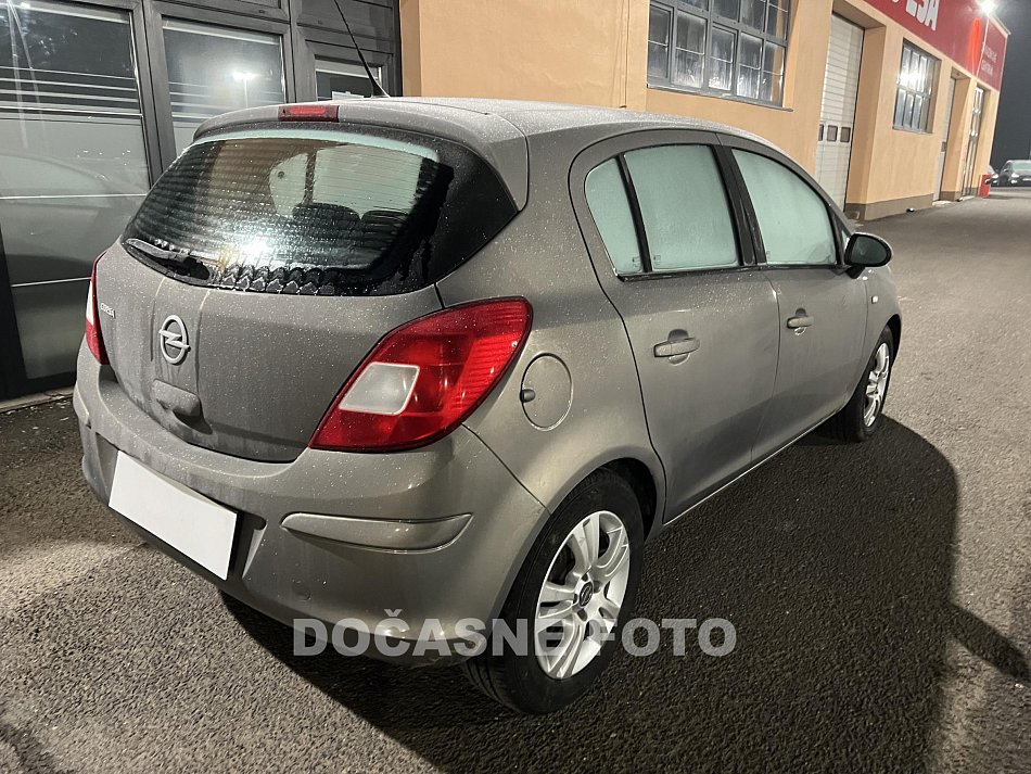 Opel Corsa 1.4i 