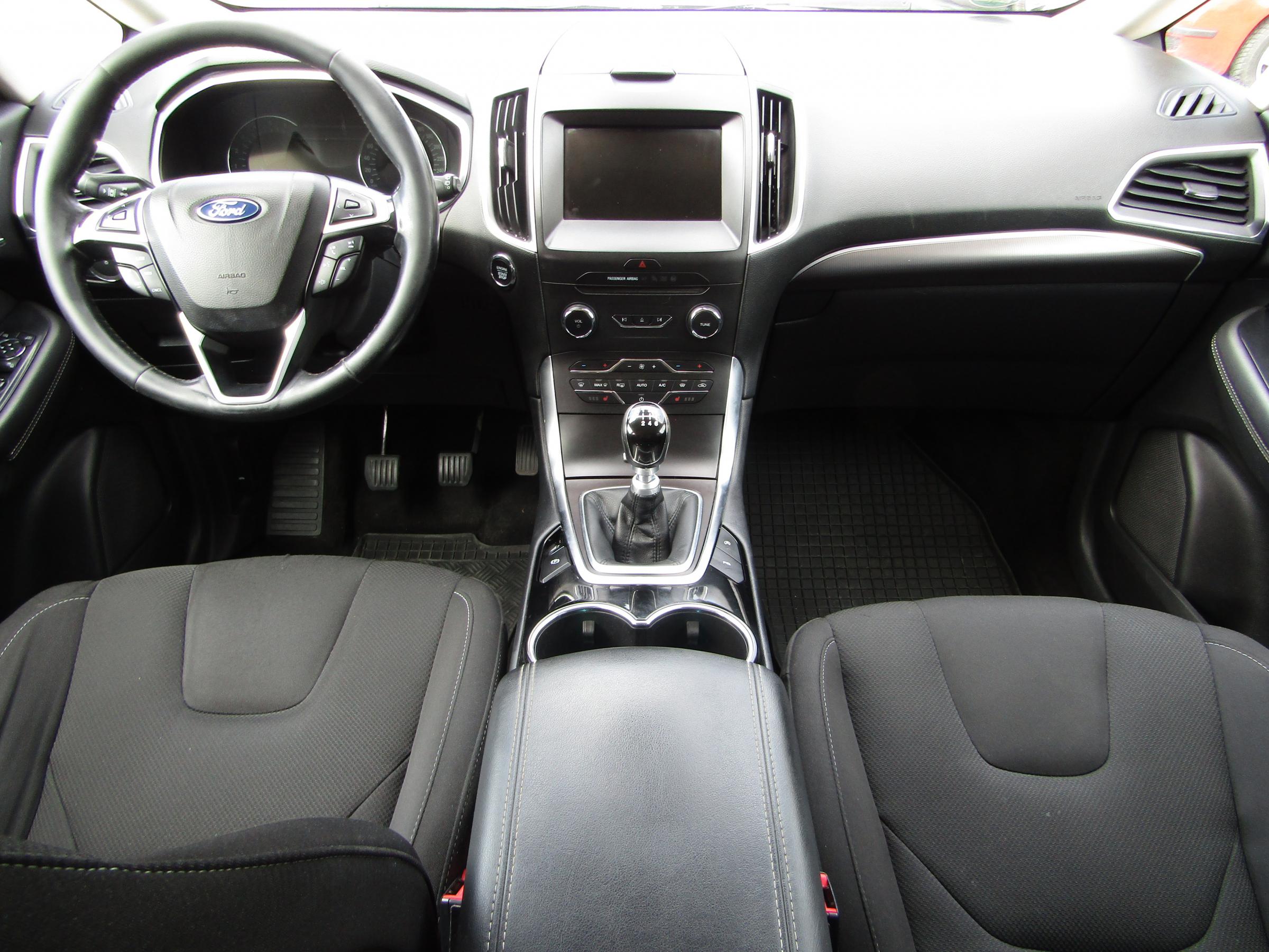 Ford S-MAX, 2015 - pohled č. 12
