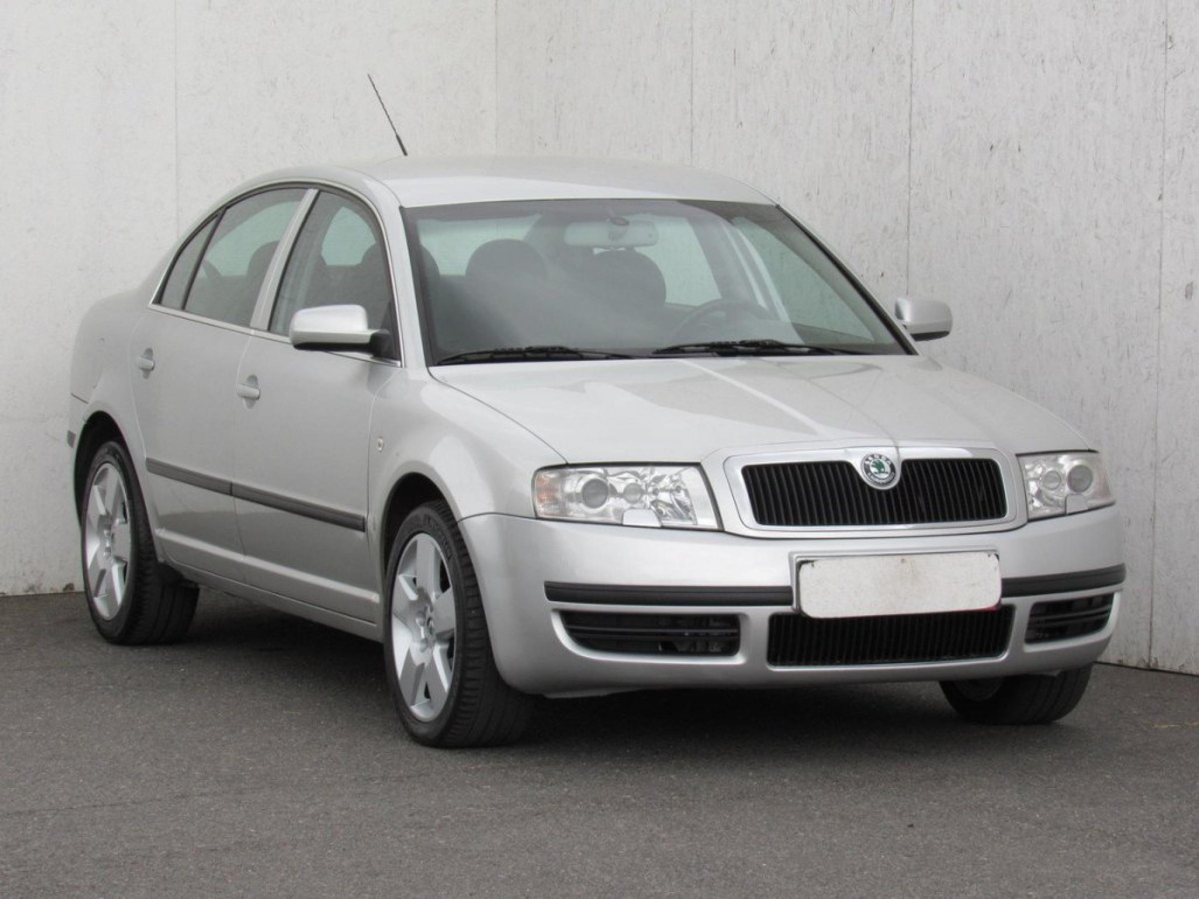 Škoda Superb, 2002 - celkový pohled