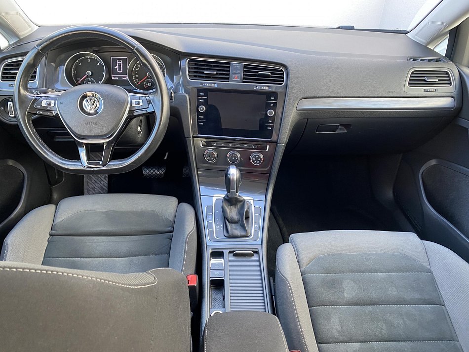 Volkswagen Golf 2.0TDi 