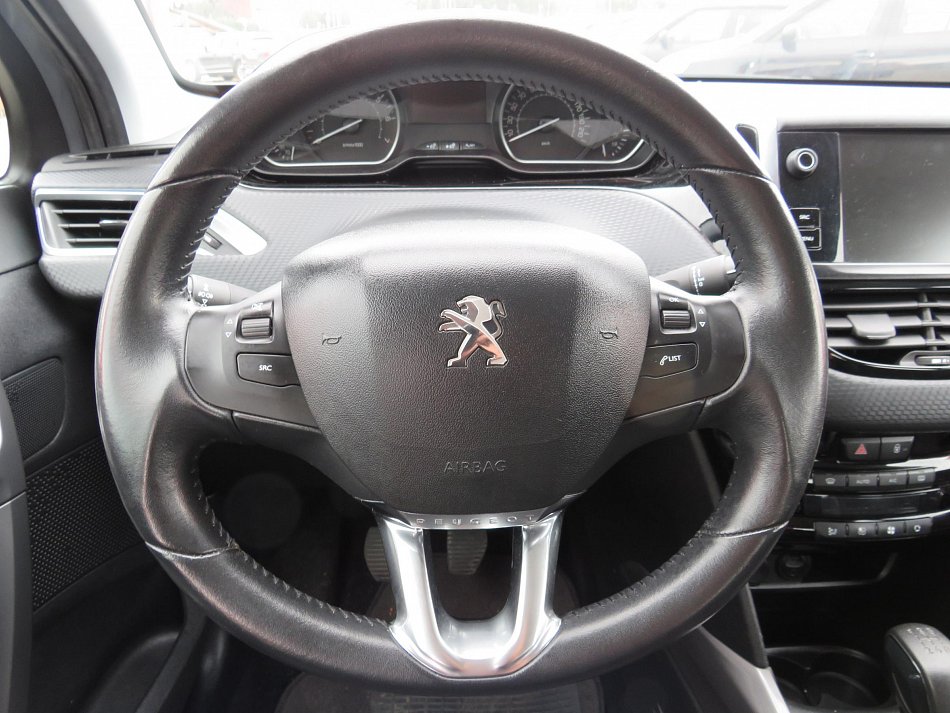 Peugeot 2008 1.2 VTi 