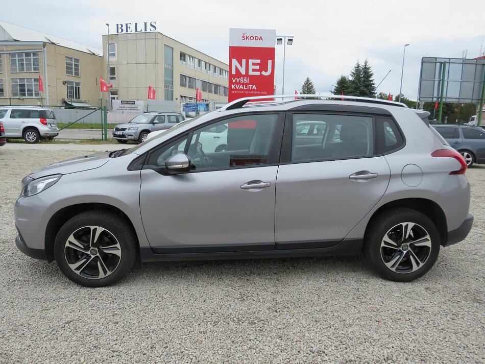 Peugeot 2008 1.2 VTi 