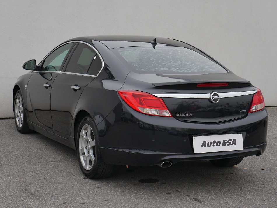 Opel Insignia 2.0 CDTi 