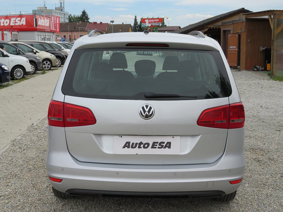 Volkswagen Sharan 2.0 TDi 