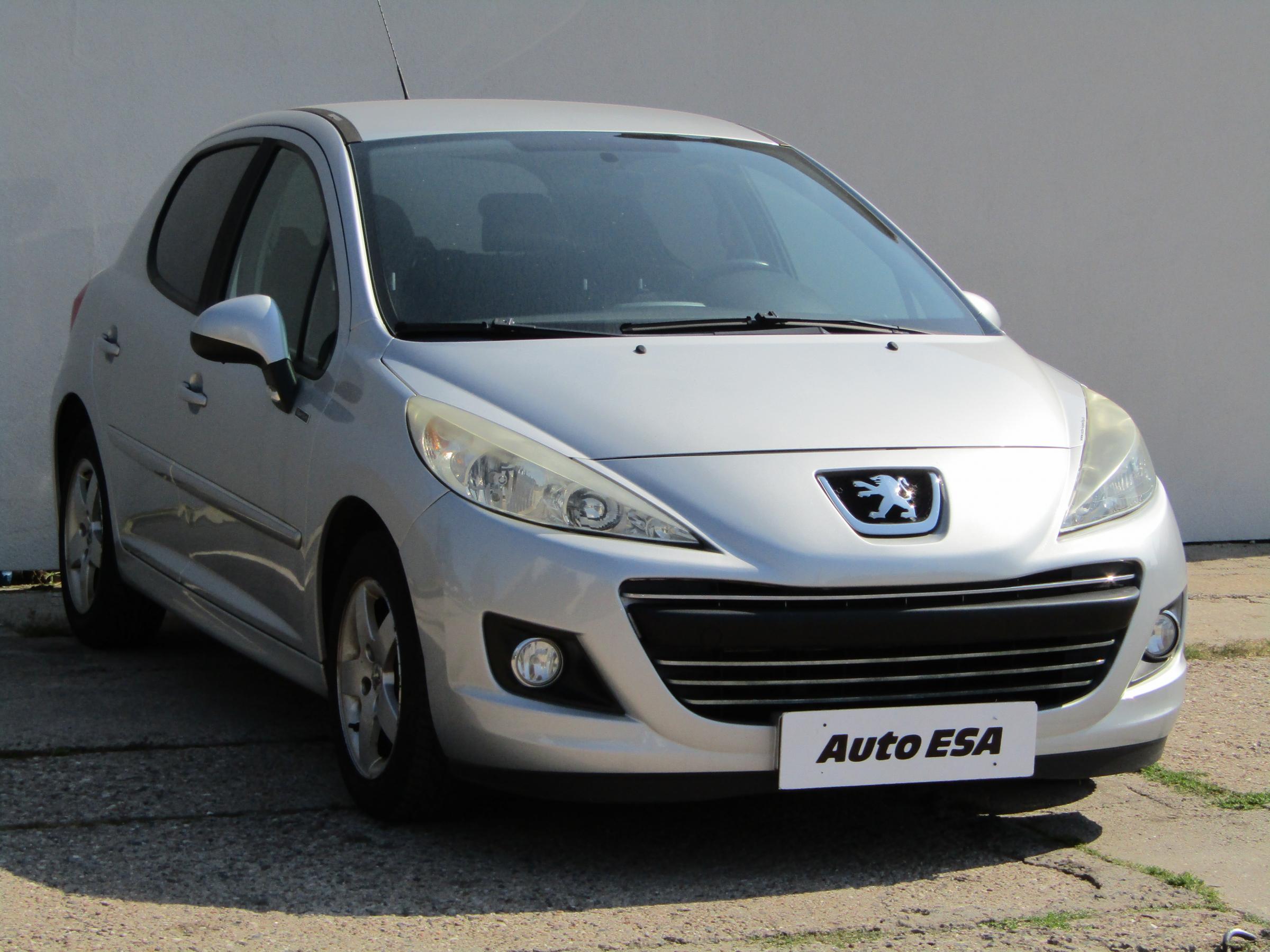 Peugeot 207, 2011 - pohled č. 1