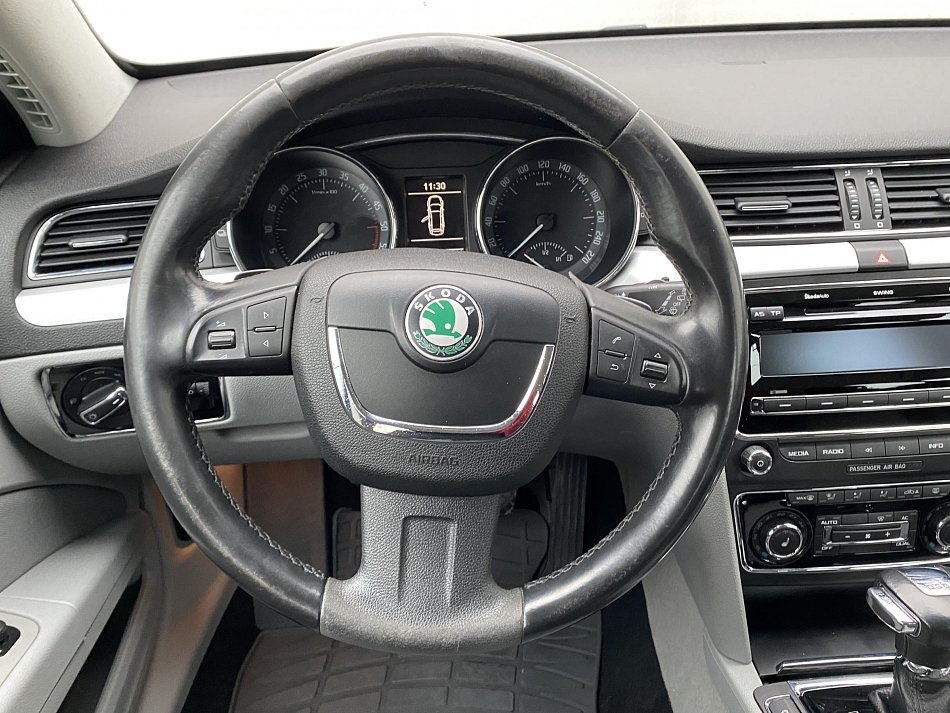 Škoda Superb II 2.0 TDi Ambition