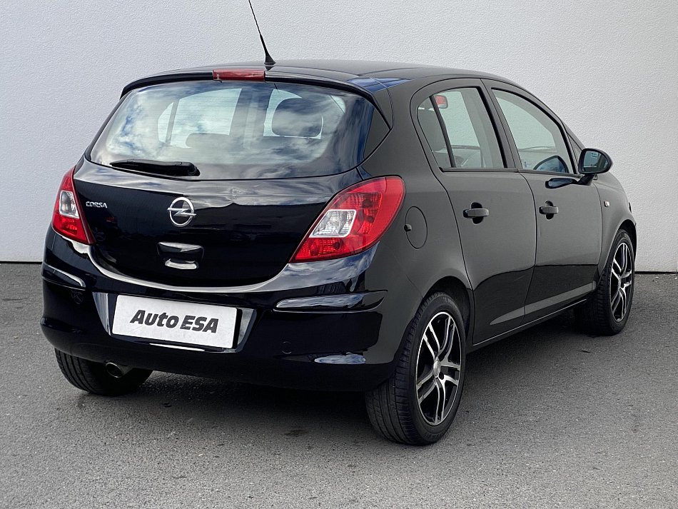 Opel Corsa 1.4i 