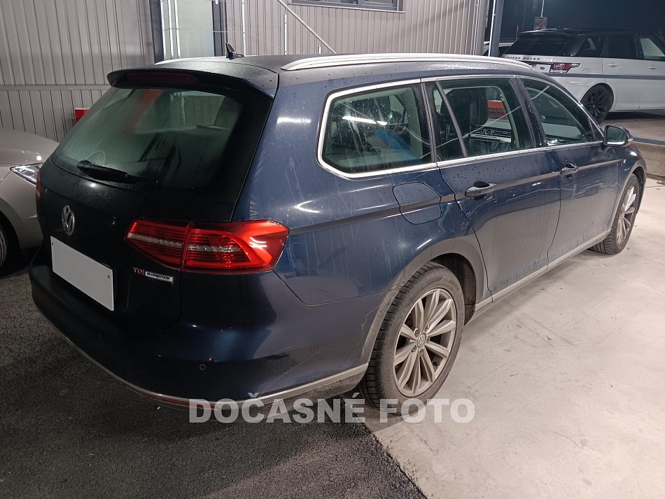 Volkswagen Passat 1.6TDI Highline