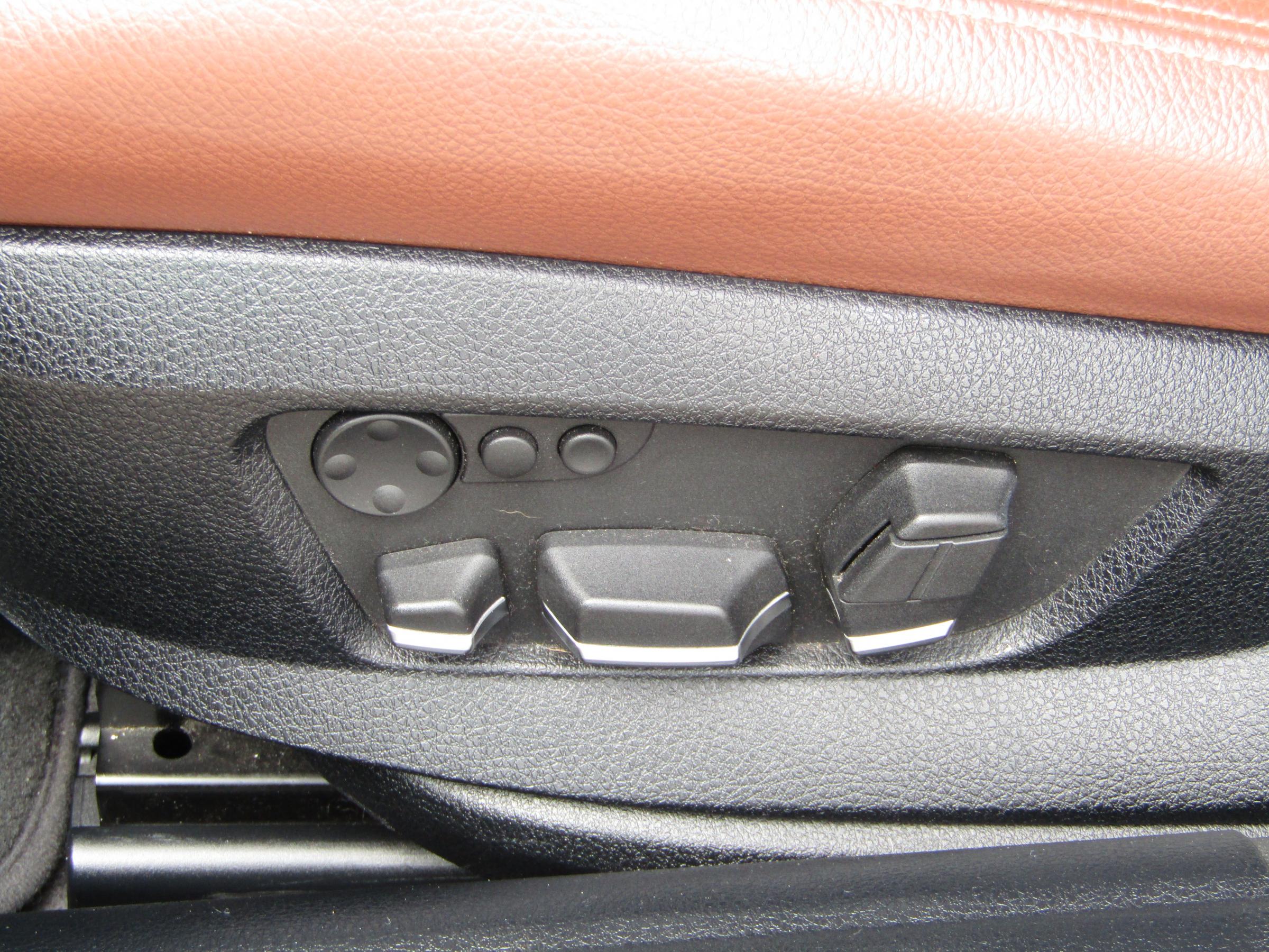 BMW Řada 5, 2011 - pohled č. 18