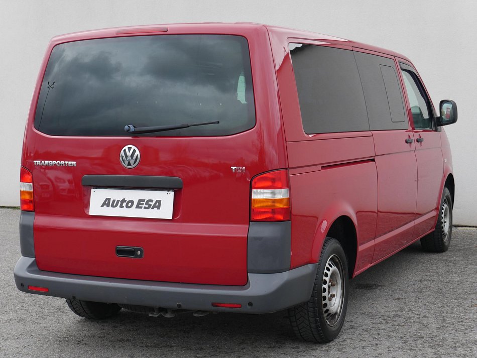 Volkswagen Transporter 2.5TDi  L2 9míst