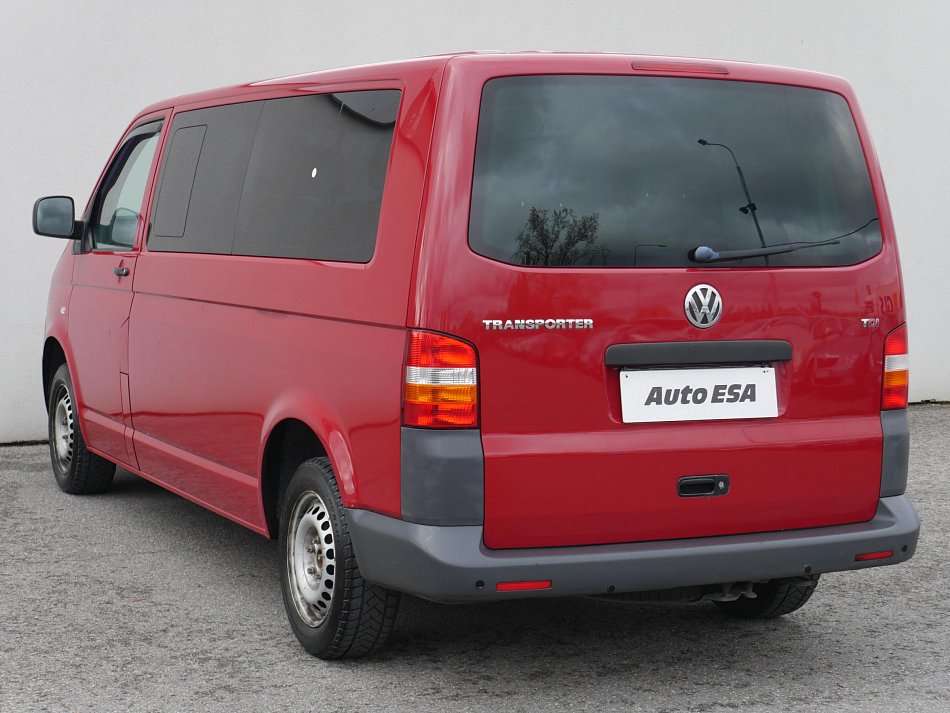 Volkswagen Transporter 2.5TDi  L2 9míst