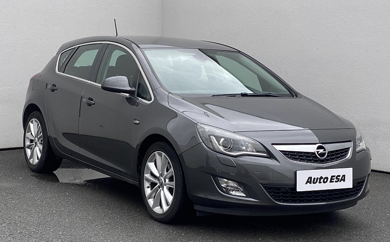 Opel Astra 2.0 CDTi 