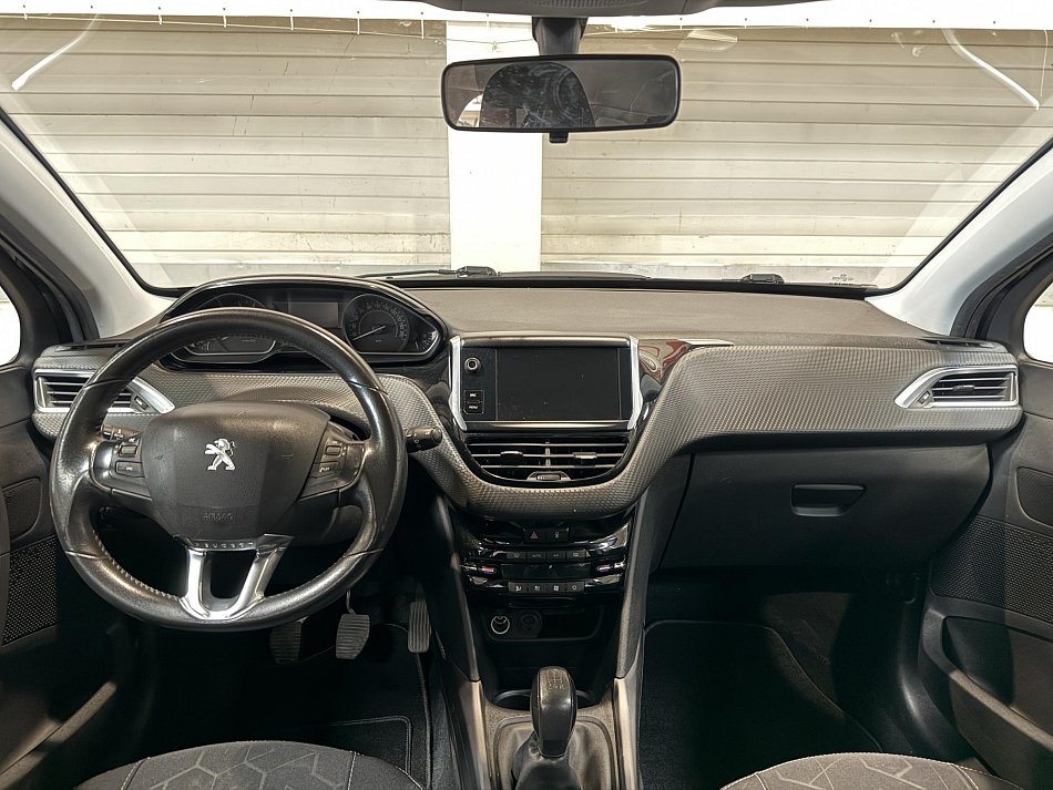 Peugeot 2008 1.2PT 