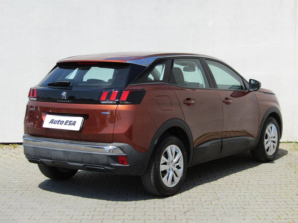 Peugeot 3008 1.2PT 