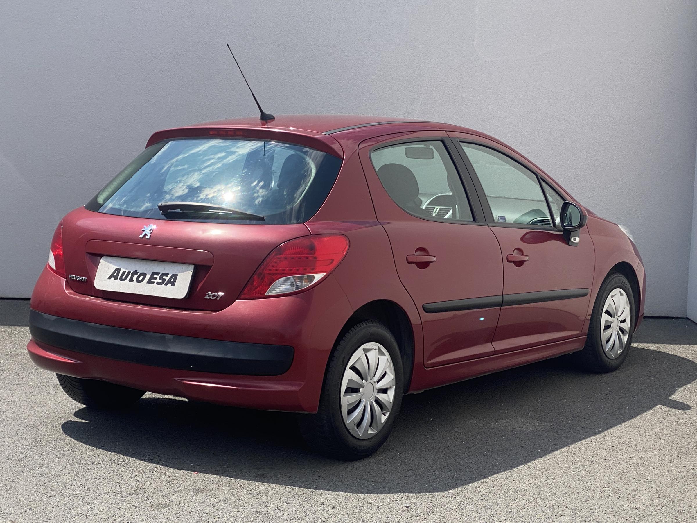 Peugeot 207, 2009 - pohled č. 4