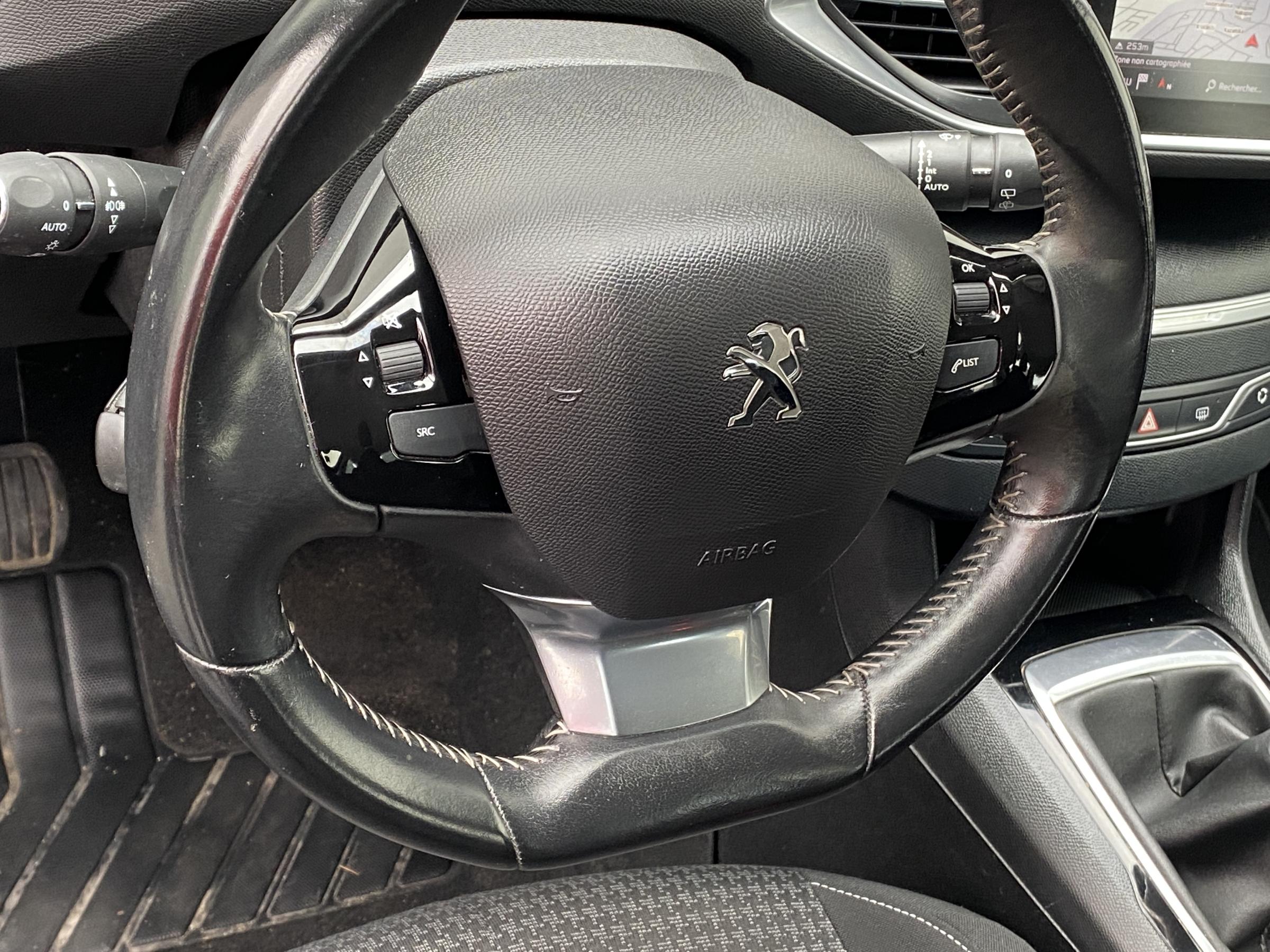 Peugeot 308, 2019 - pohled č. 14