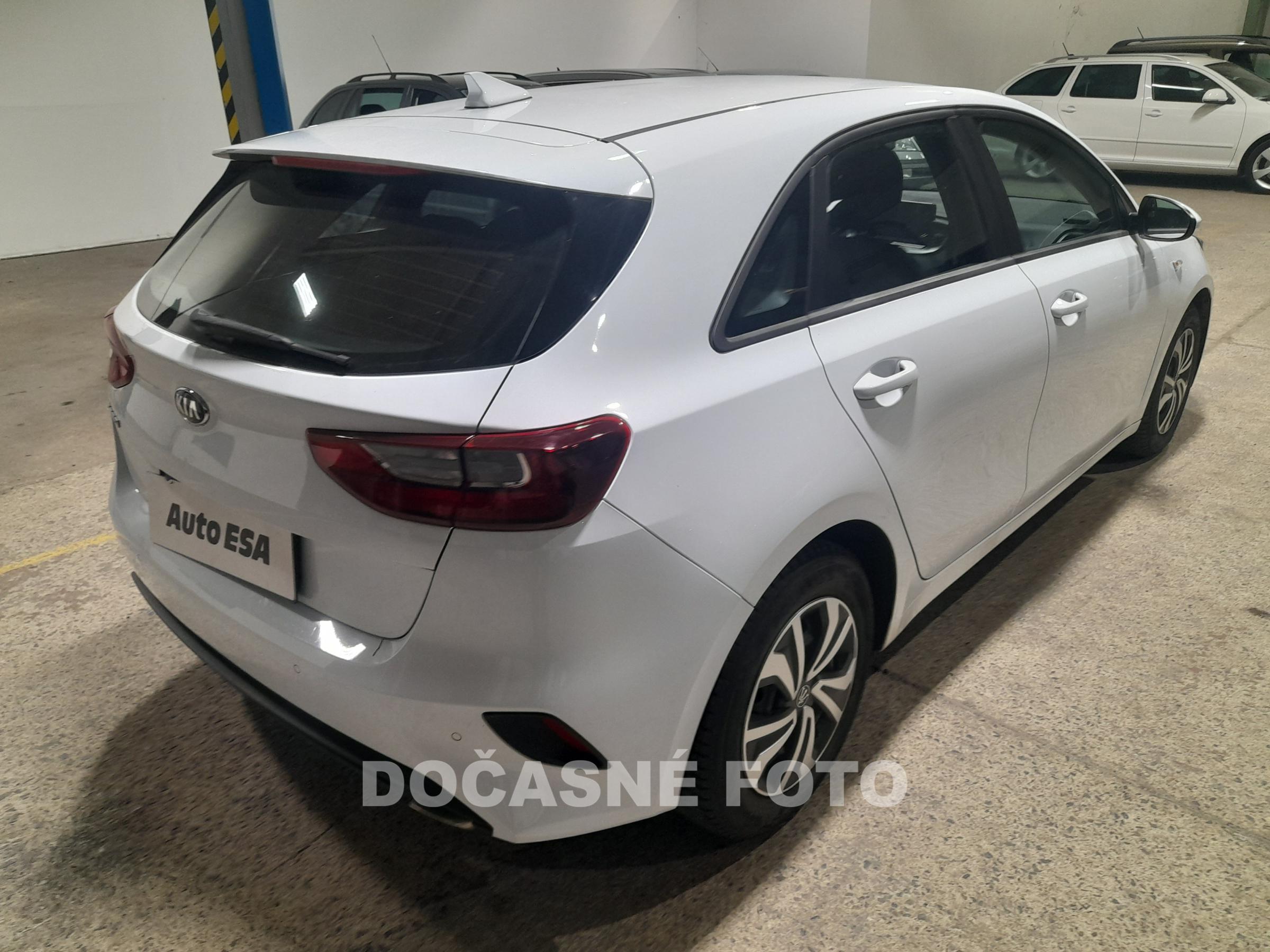 Kia Cee´d, 2021 - pohled č. 2