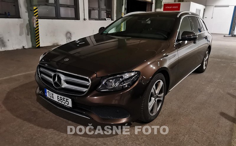 Mercedes-Benz Třída E 2.0d  E220D 4M