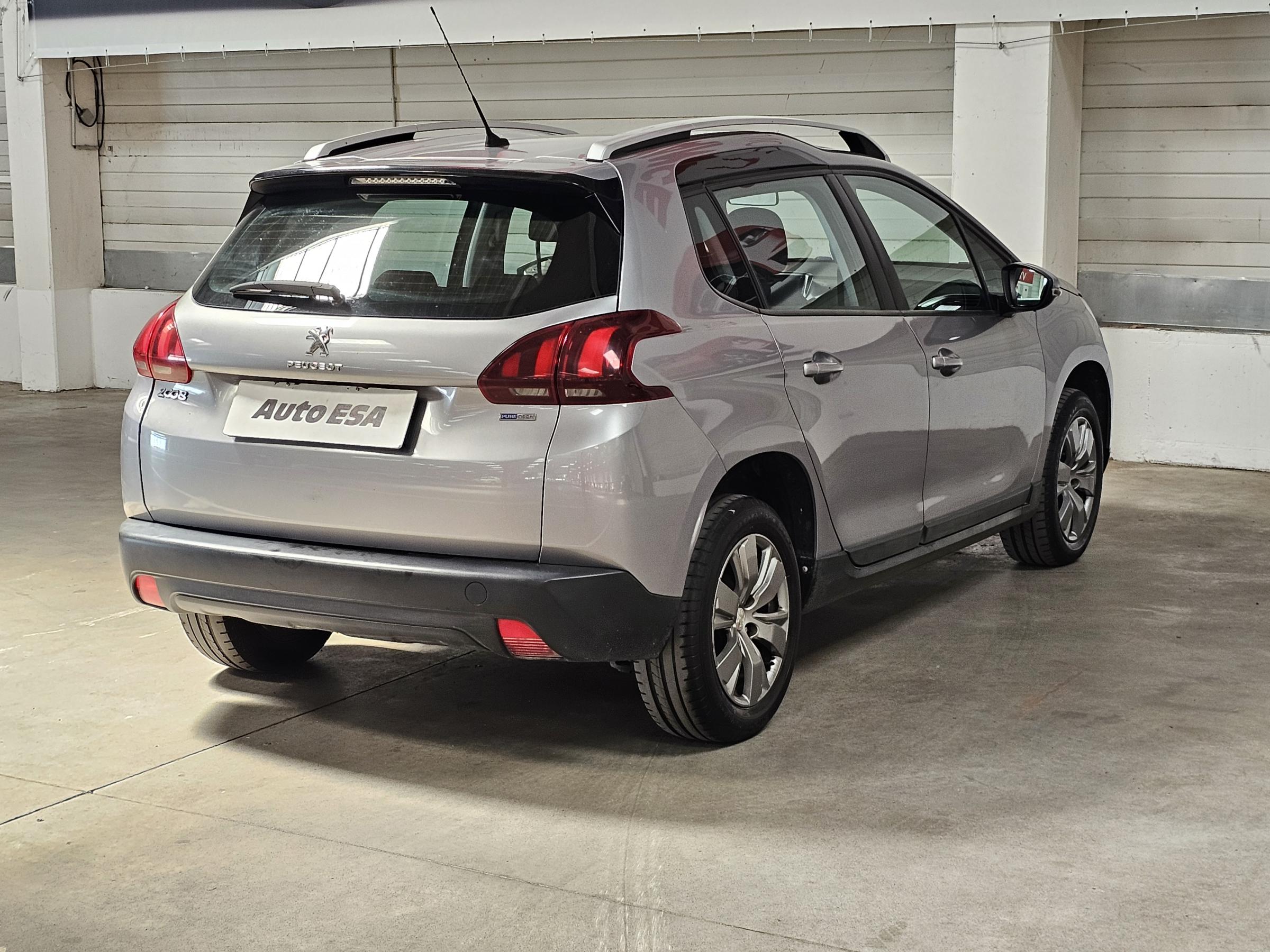 Peugeot 2008, 2016 - pohled č. 4