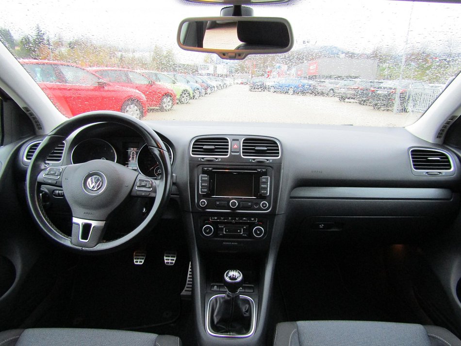 Volkswagen Golf 1.S TSI 