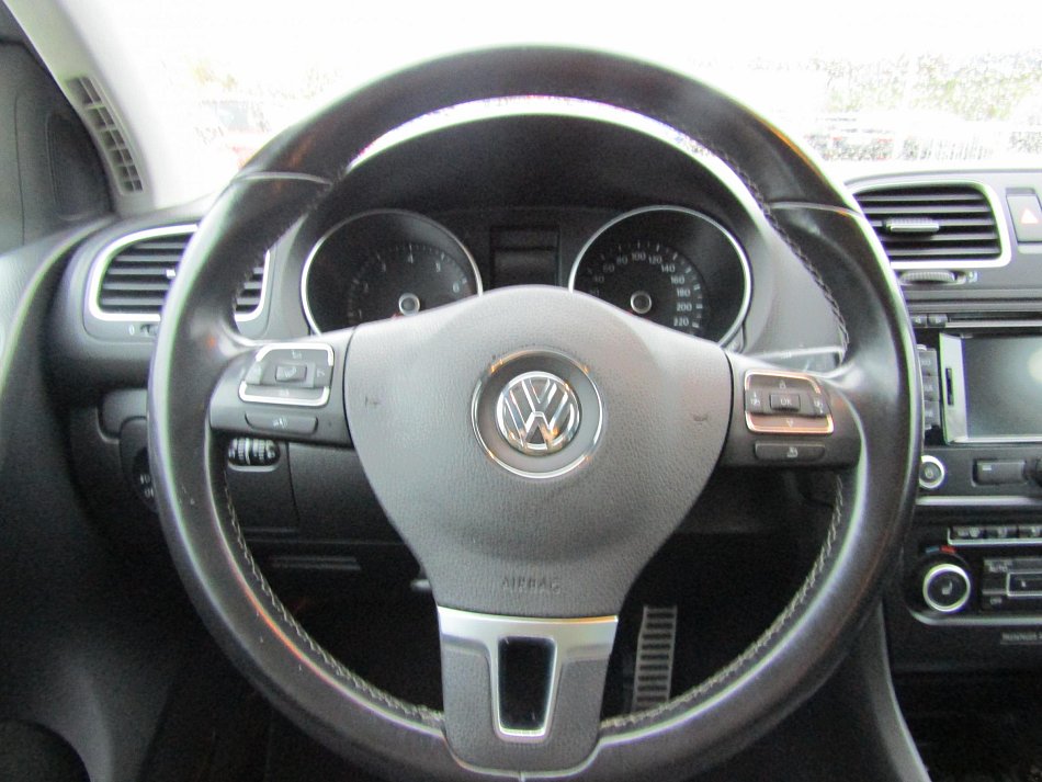 Volkswagen Golf 1.S TSI 