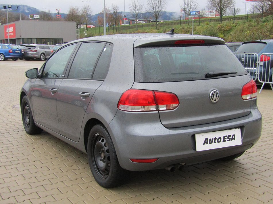 Volkswagen Golf 1.S TSI 