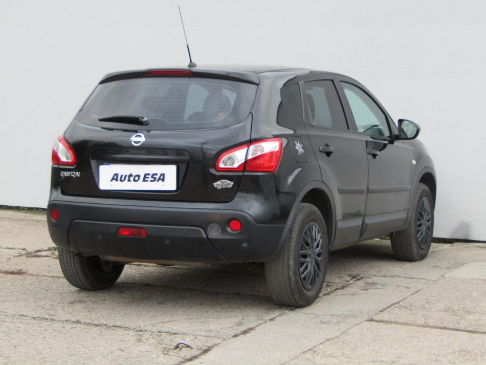 Nissan Qashqai 1.6i 