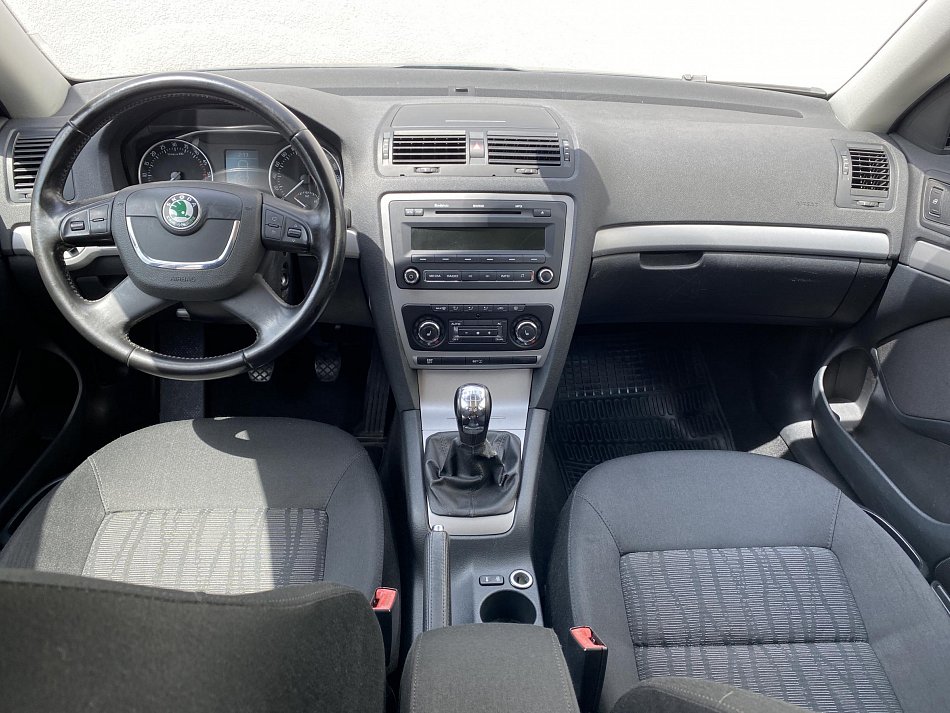 Škoda Octavia II 1.9 TDi Elegance