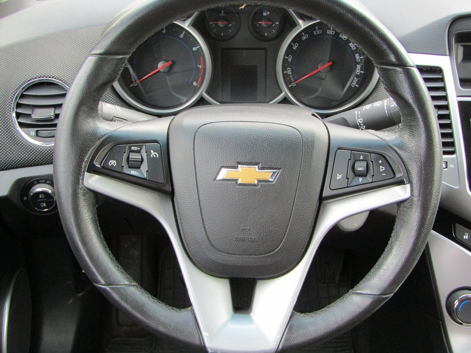 Chevrolet Cruze 1.6i 