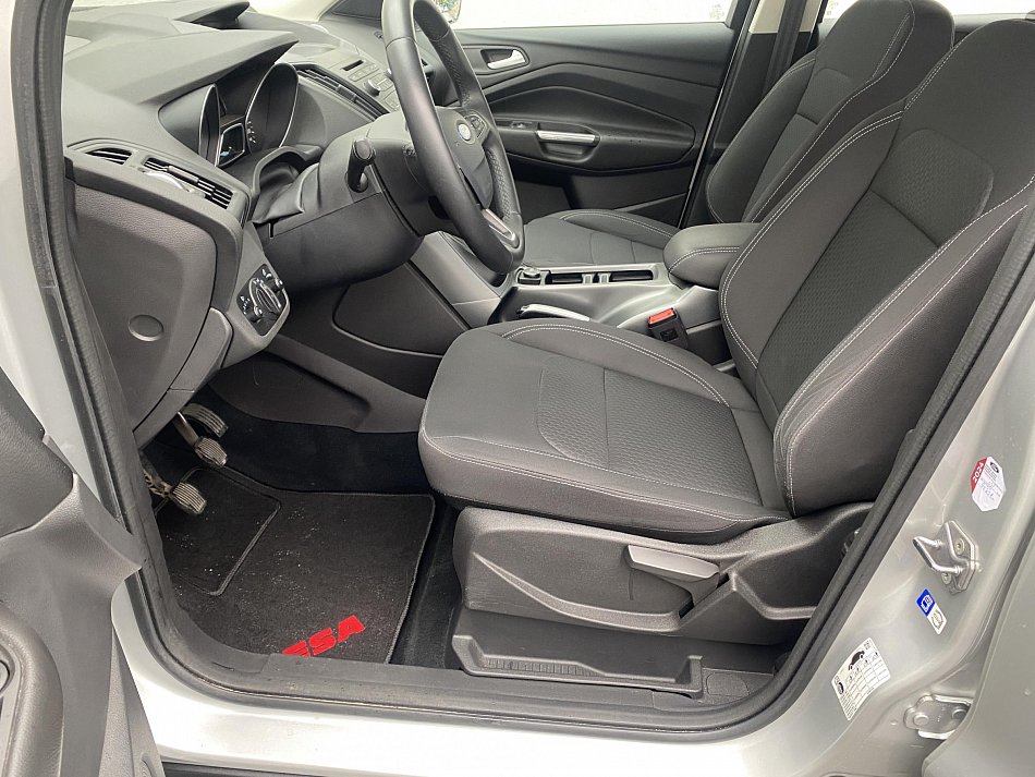 Ford Kuga 1.5 EB Trend