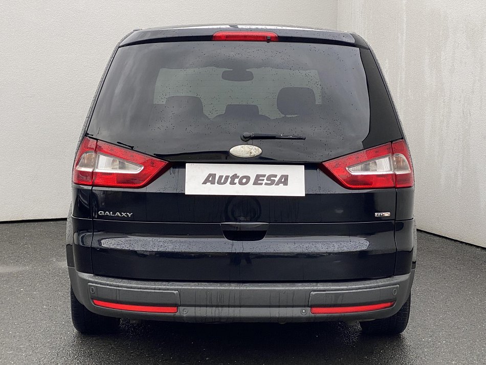 Ford Galaxy 2.2 TDCi Titanium 7míst