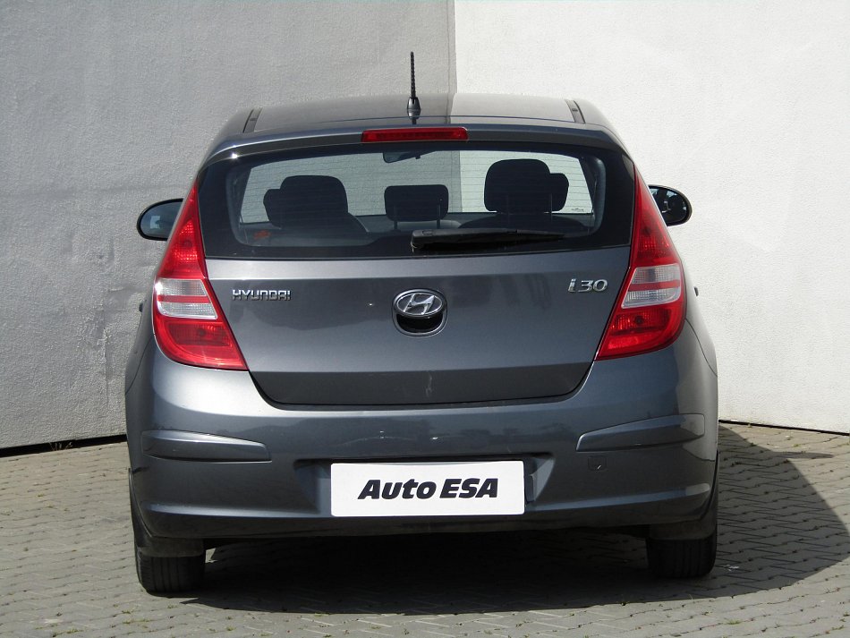 Hyundai I30 1.4 16V 